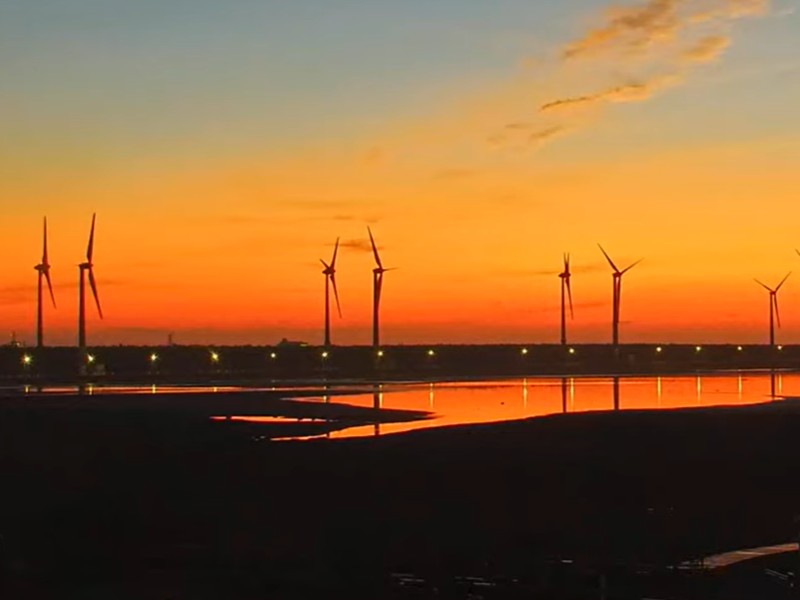 Instagram Hotspots: Taichung City & Gaomei Wetlands Private Tour