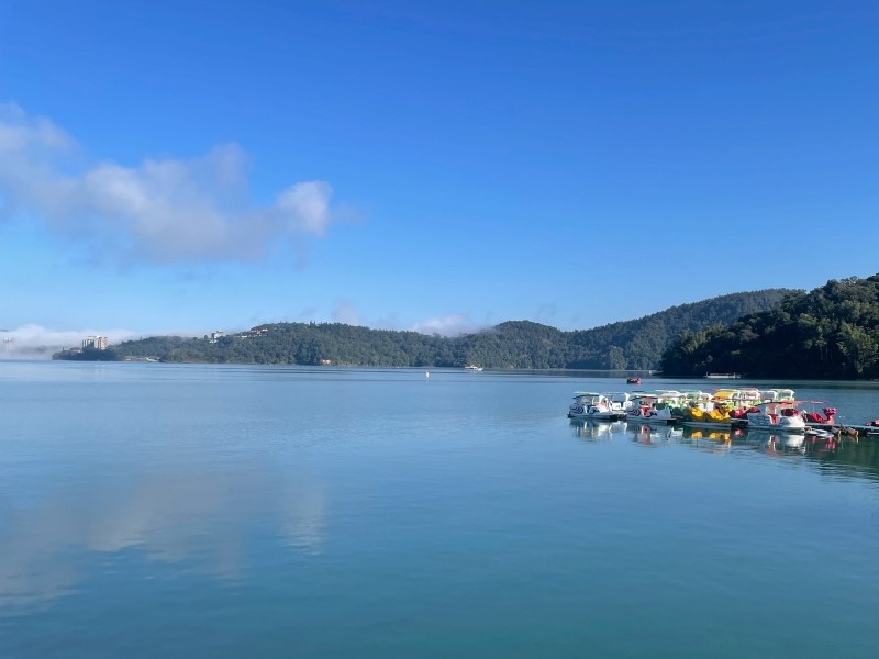 Lake & Mountains: Sun Moon Lake Scenic Tour Private Tour